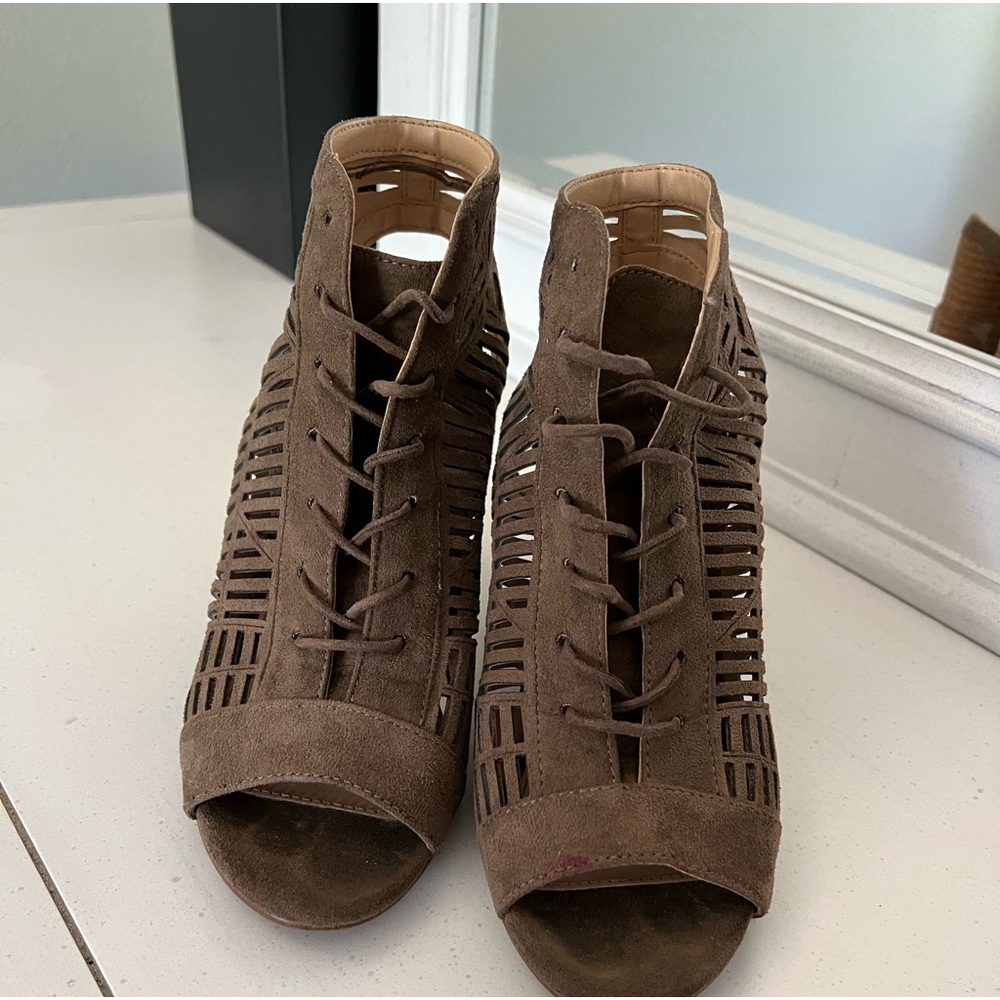 Sam Edelman booties - Picture 2 of 5